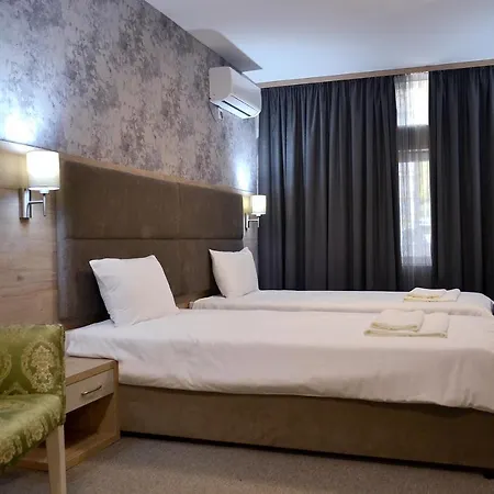 Hotel Hill