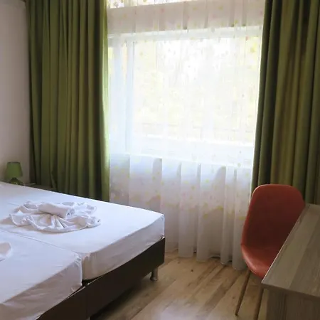 Hotel Hill *